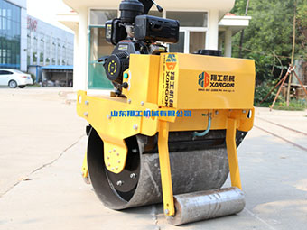 翔工小型壓路機(jī)：小身材，大力量