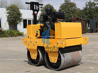 使用小型壓路機碾壓路基有哪些要求呢？